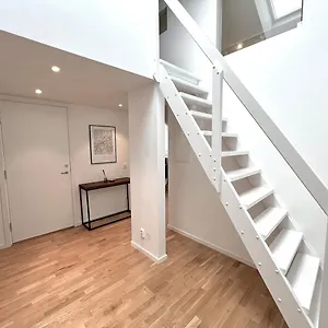 https://apt-elegant-in-the-heart-of-the-city.gothenburg-hotel.com